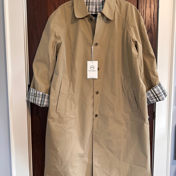 Pixie Market Reversible Khaki Trench Coat with Plaid Lining & Cuff Detail - Picture 2 of 9